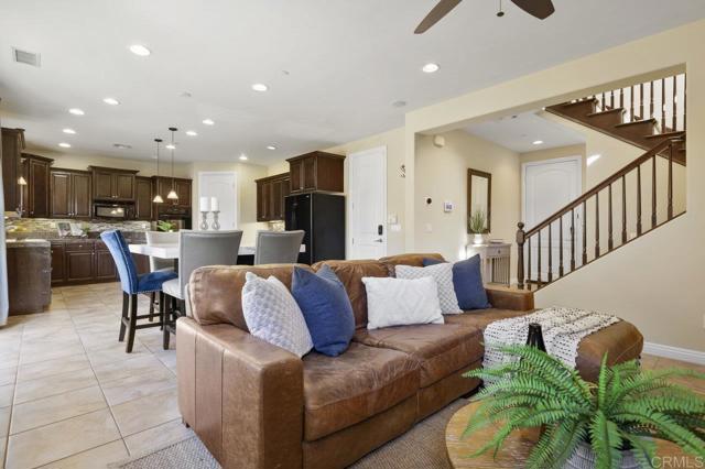 Detail Gallery Image 15 of 43 For 3436 Laurashawn Ln, Escondido,  CA 92026 - 3 Beds | 2/1 Baths