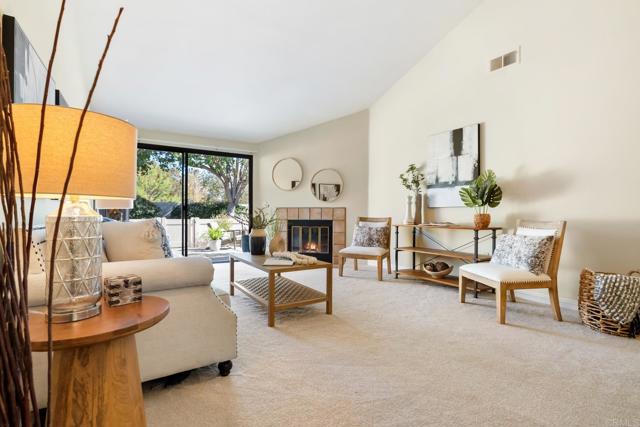 Detail Gallery Image 7 of 35 For 1944 Springdale Lane, Encinitas,  CA 92024 - 2 Beds | 2 Baths