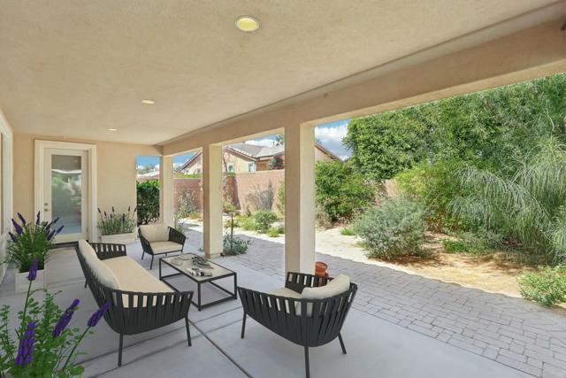 81772 Rustic Canyon Drive, La Quinta CA: https://media.crmls.org/mediaz/41facd7d-d7e8-40c2-9106-29ee53b8ecc0.jpg