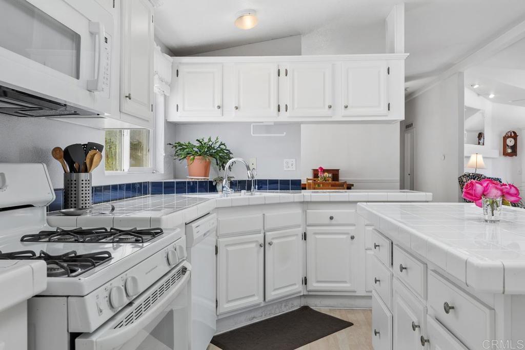 1401 El Norte Parkway - photo 13
