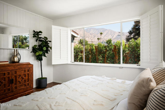 Detail Gallery Image 29 of 45 For 1640 N Altadena Dr, Pasadena,  CA 91107 - 3 Beds | 2 Baths