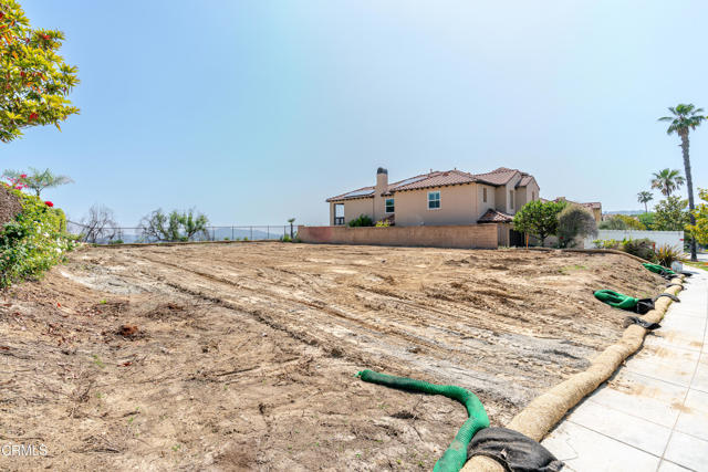 Detail Gallery Image 3 of 13 For 3903 Lilac Canyon Ln, Altadena,  CA 91001 - – Beds | – Baths