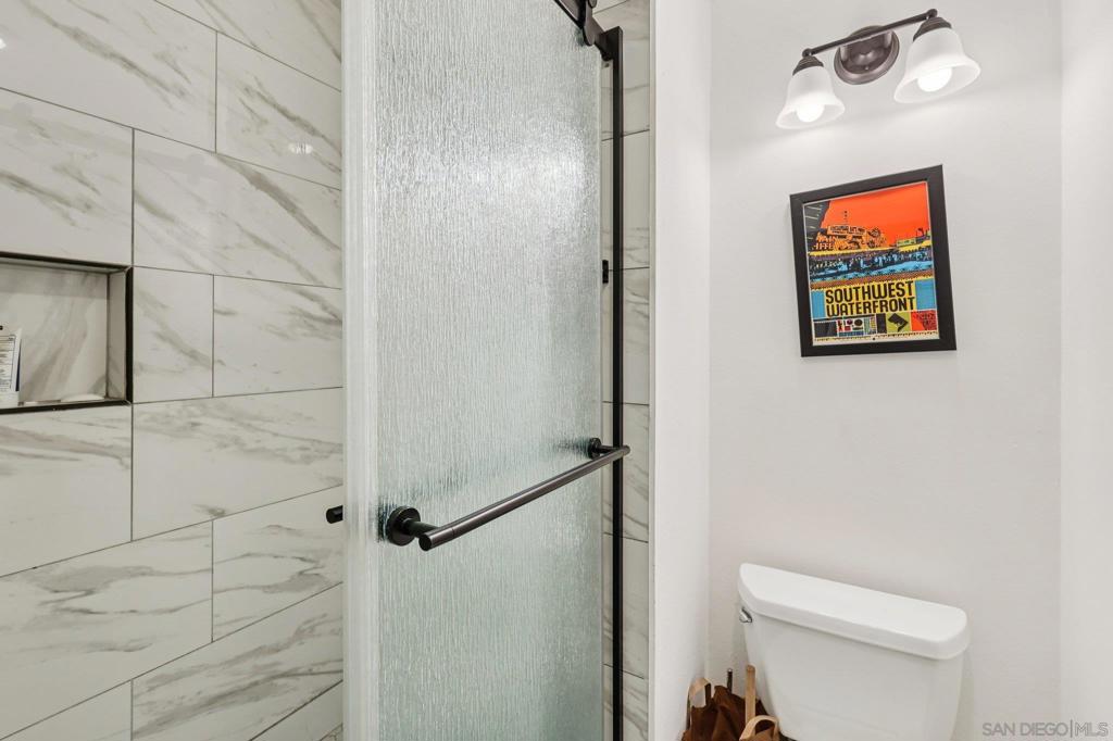 4600 Lamont St - photo 17