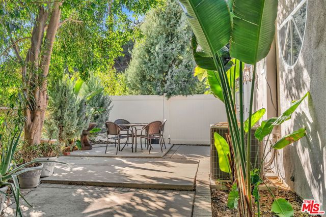 7170 Deveron Ridge Road, West Hills CA: https://media.crmls.org/mediaz/41fe215b-a1d2-4b4c-a262-54d7756f1c9b.jpg