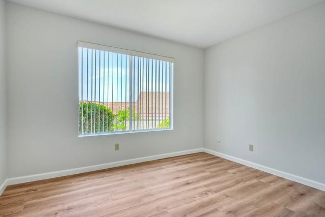 17438 Plaza Otonal, San Diego CA: https://media.crmls.org/mediaz/41fe5aff-112a-4ccf-be91-af72fd916ae7.jpg