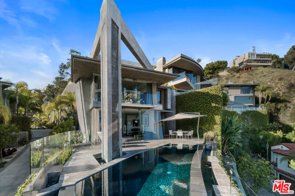 1742 Viewmont Drive
