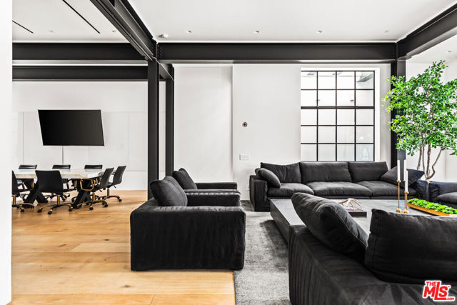 1346 Abbot Kinney Boulevard, Venice CA: https://media.crmls.org/mediaz/420276ce-5407-4616-9bf7-da62d673b069.jpg