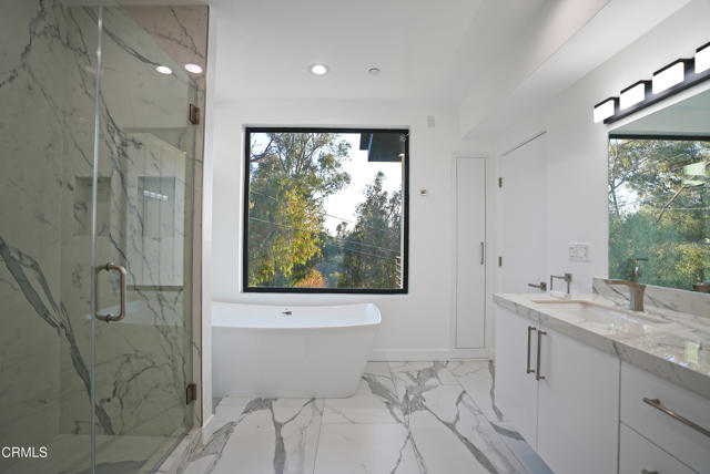 Detail Gallery Image 25 of 38 For 6561 Pickwick St, Los Angeles,  CA 90042 - 3 Beds | 3/1 Baths