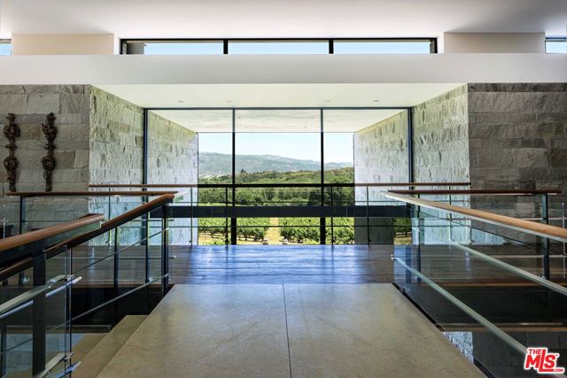 7596 Sonoma Mountain Road,  CA: https://media.crmls.org/mediaz/4204a421-8d41-420e-84d2-727f57d70dfa.jpg