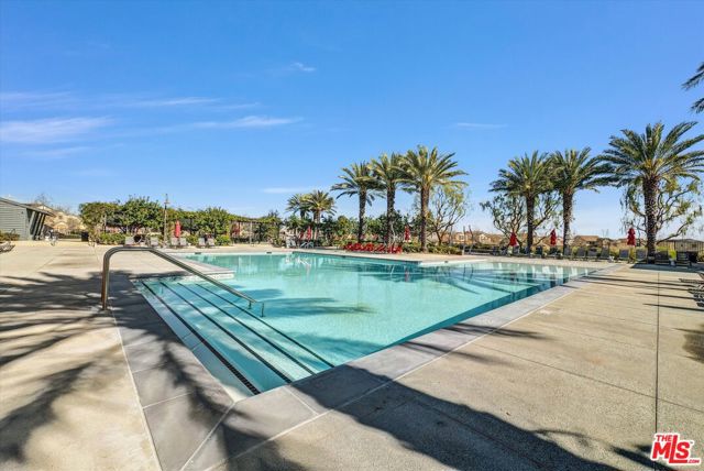 4102 S Limecrest Paseo, Ontario CA: https://media.crmls.org/mediaz/4204d6df-3017-44ef-99b3-1adabb68d4c4.jpg