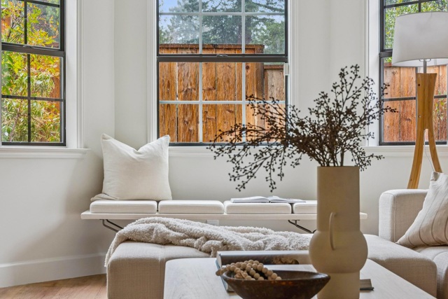 Image 39 of 58 For 3938 Oakmore Rd