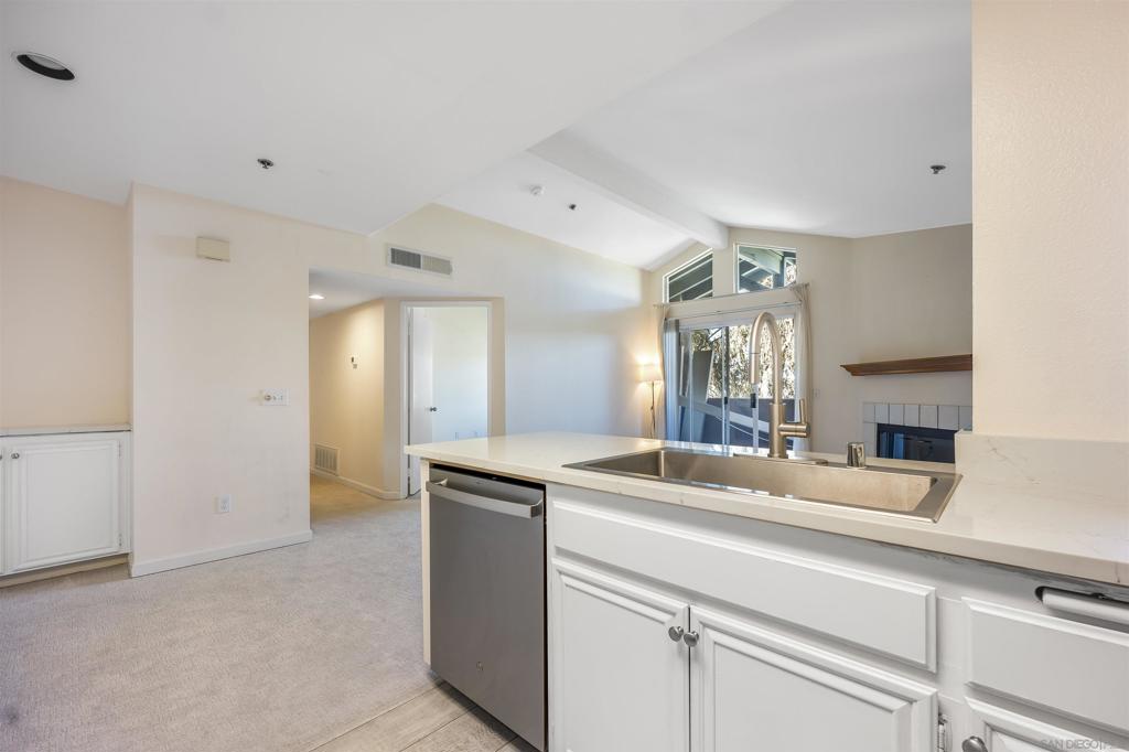 MLS #250034702SD img 7