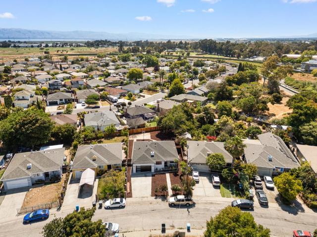 120 Abelia Way, East Palo Alto CA: https://media.crmls.org/mediaz/4206c51a-2e76-4de9-9f04-2e0495d72d5c.jpg