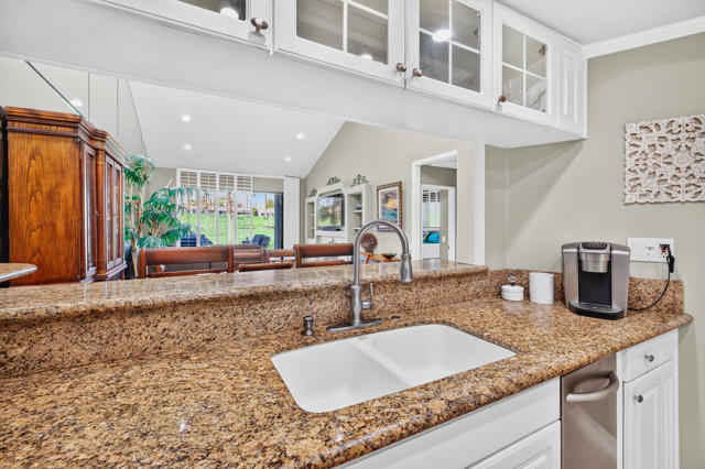 76184 Sweet Pea Way, Palm Desert, CA 92211