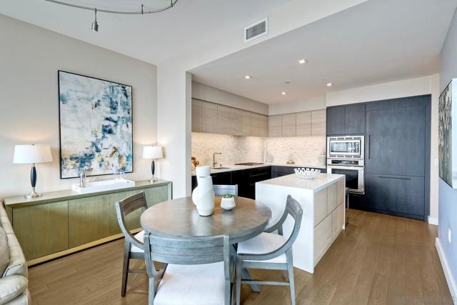 1388 Kettner Blvd, San Diego CA: https://media.crmls.org/mediaz/4207ad61-e700-4a4c-960c-cc9c20df4d7e.jpg