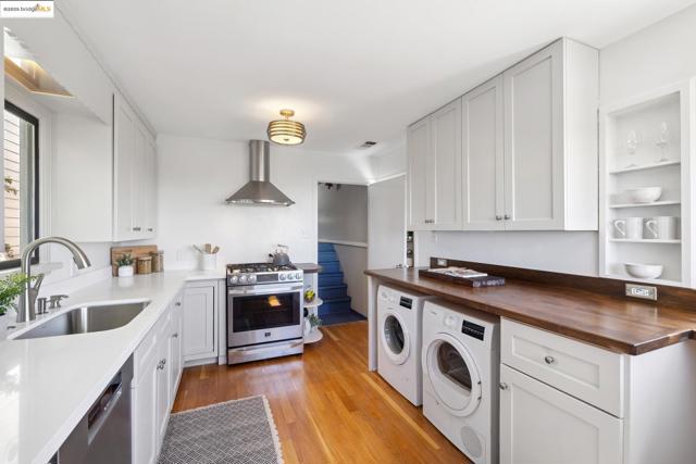 6338 Arlington Blvd, Richmond CA: https://media.crmls.org/mediaz/4207be41-a9c9-4eb9-bdda-84ed5b78a0ac.jpg