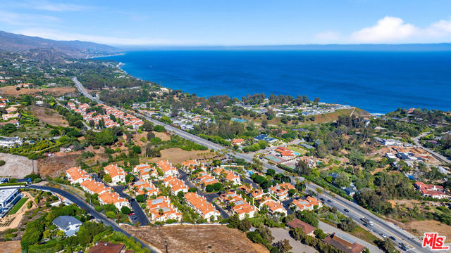 Drew Fenton | 6481 Zuma View Place Malibu CA | MLS: 7321730