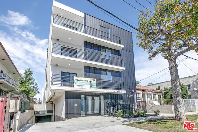 1227 N Berendo Street, Los Angeles CA: https://media.crmls.org/mediaz/4209532c-18ab-4e1d-82d6-7d47e6eacef9.jpg