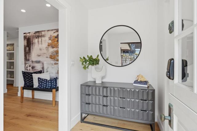 Detail Gallery Image 6 of 54 For 1820 Coast Bld, Del Mar,  CA 92014 - 4 Beds | 3/1 Baths