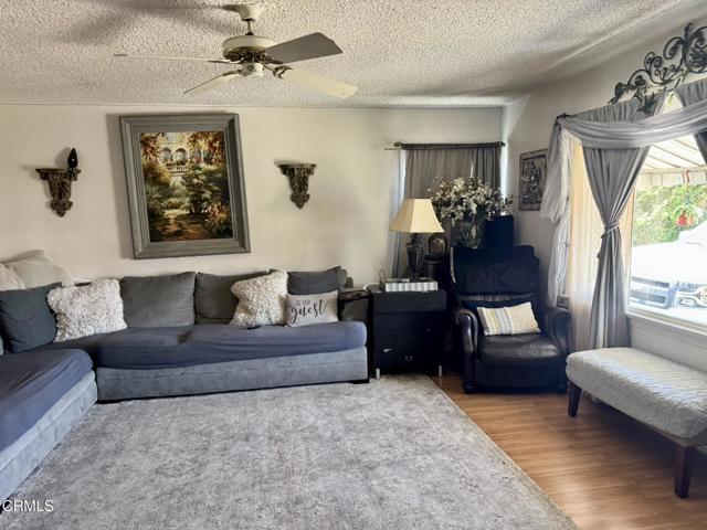 120 Palm Drive, Camarillo CA: https://media.crmls.org/mediaz/42098297-11f2-4e59-9281-098729598649.jpg