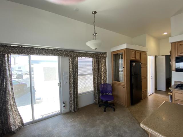 17777 Langlois Road, Desert Hot Springs CA: https://media.crmls.org/mediaz/4209a43b-6700-4a36-8b15-d9467c7bf1c2.jpg