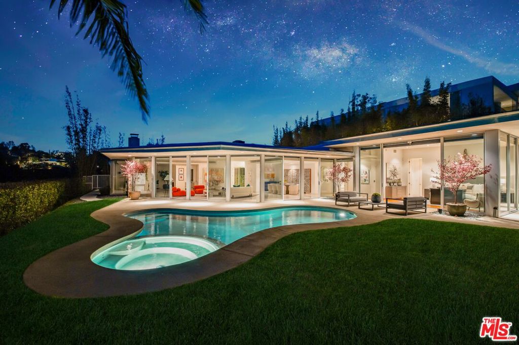 1270 Angelo Drive, Beverly Hills, CA 90210