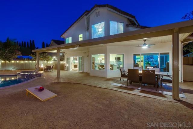 13559 Chaco Ct, San Diego CA: https://media.crmls.org/mediaz/420bab19-47e5-4ef3-84e7-7468602c460a.jpg