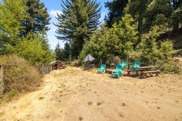 280 Sweetwater Lane, Ben Lomond CA: https://media.crmls.org/mediaz/420bd07f-b87f-48f4-a975-8095b52f030e.jpg