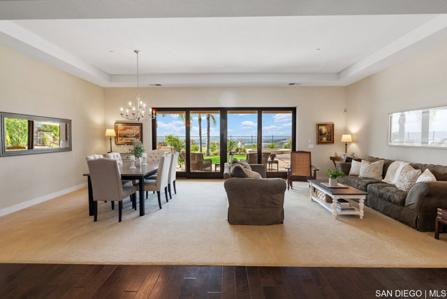 15234 Maple Grove LN, San Diego CA: https://media.crmls.org/mediaz/420c6445-6887-4ba7-90c9-52fc9c69a6b2.jpg
