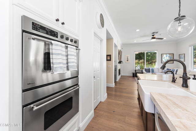 976 Blackbourne, Oak Park CA: https://media.crmls.org/mediaz/420e17e4-38d7-4a5f-8cba-aa747a59fcd2.jpg