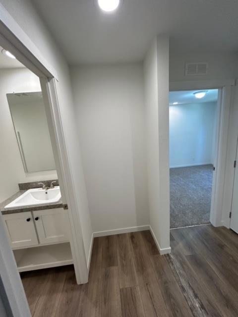 1025 Amber Loop, Grass Valley CA: https://media.crmls.org/mediaz/420e2bdb-56a7-40fe-a3ca-57e7024bd0d3.jpg