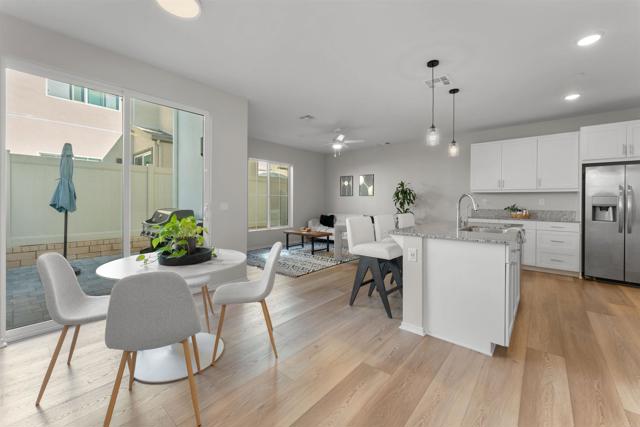 Detail Gallery Image 3 of 39 For 212 Perennial Pl, Fallbrook,  CA 92028 - 3 Beds | 2/1 Baths