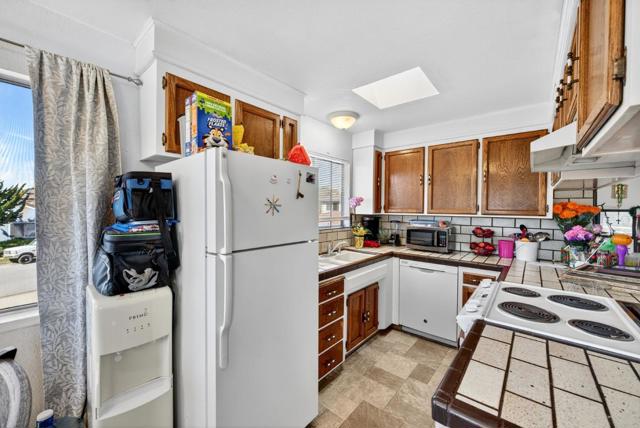 18848 Eisenhower Street, Salinas CA: https://media.crmls.org/mediaz/420eebcc-2b58-4384-8b69-e59e4636bbb2.jpg