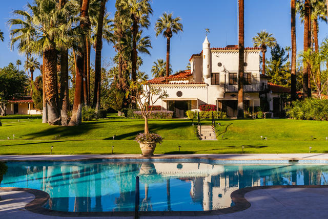 457 W Hermosa Place, Palm Springs, CA 92262