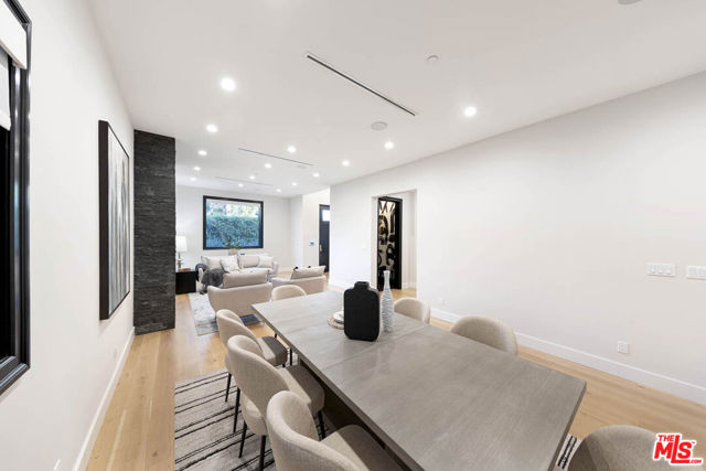 123 S Kilkea Drive, Los Angeles CA: https://media.crmls.org/mediaz/420f269d-c7cd-4971-b875-18ee180f4957.jpg