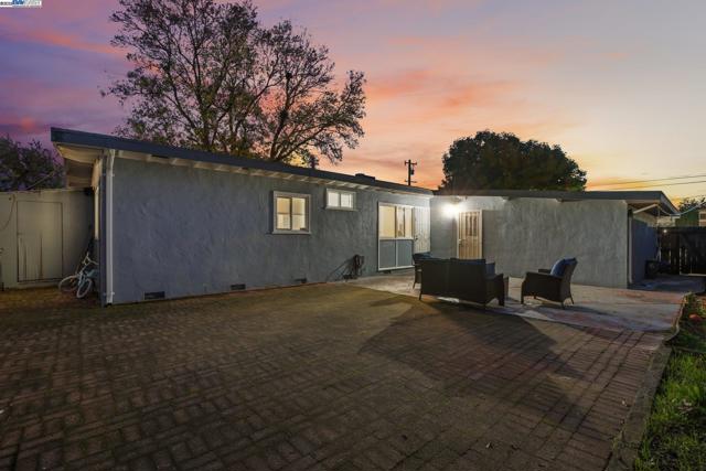 24282 Willimet Way, Hayward CA: https://media.crmls.org/mediaz/420f9730-46ad-4278-9fce-d93373e4a132.jpg