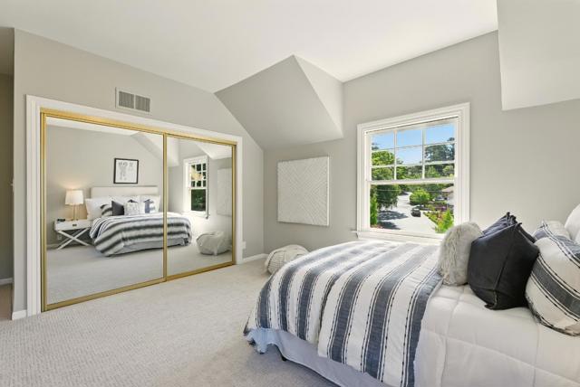 28 W Santa Inez Avenue, San Mateo CA: https://media.crmls.org/mediaz/4210a9e1-69fb-4759-a5d3-e6897bf07ba5.jpg