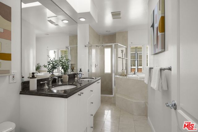 MLS #25595795 image #12