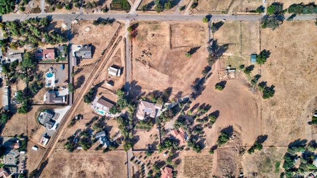 Image 64 of 75 For 563 Pile Street