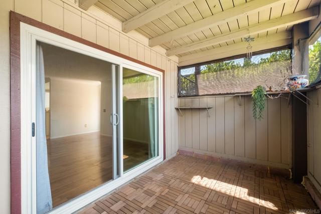 6544 College Grove Dr, San Diego CA: https://media.crmls.org/mediaz/4211db4d-4cdc-42c1-918c-4bde59a11dbd.jpg