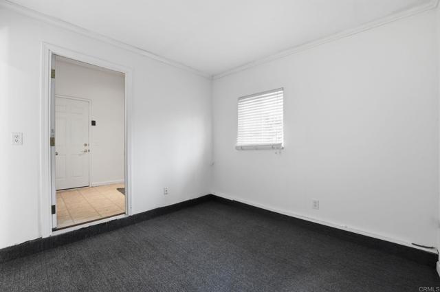 Image 22 of 26 For 2775 Southampton Road