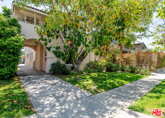 Image 2 for 1208 Stearns Dr, Los Angeles, CA 90035