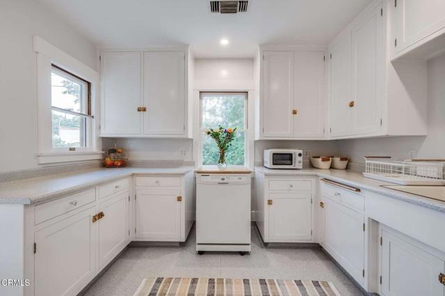 Detail Gallery Image 11 of 36 For 1165 N Hudson Ave, Pasadena,  CA 91104 - 3 Beds | 2 Baths