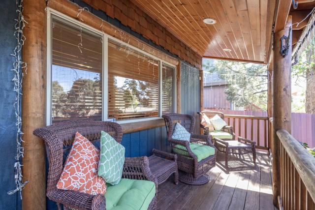 1239 E Alpinview Drive, Big Bear CA: https://media.crmls.org/mediaz/4213900c-d26c-4074-8c17-2921f41c83ea.jpg