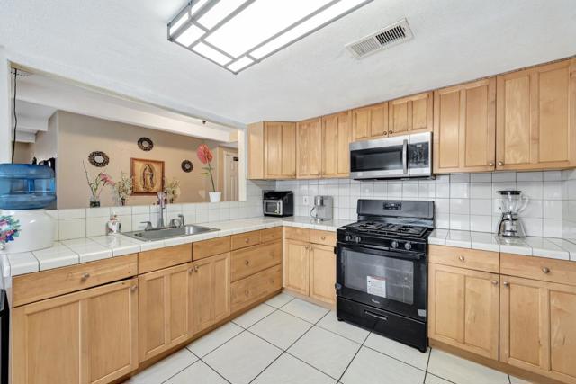 10285 Chrisland Court, San Jose CA: https://media.crmls.org/mediaz/42139d06-9274-48b1-82c0-3682b40e038f.jpg