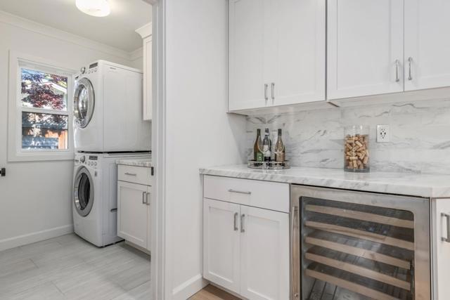 1101 Hobart Street, Menlo Park CA: https://media.crmls.org/mediaz/42140357-6b7e-420d-a37e-5c741583d4fb.jpg