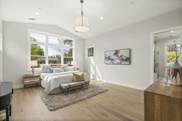 1303 American Way, Menlo Park CA: https://media.crmls.org/mediaz/42167fab-29a3-43a2-b0f0-becd2f8127a4.jpg