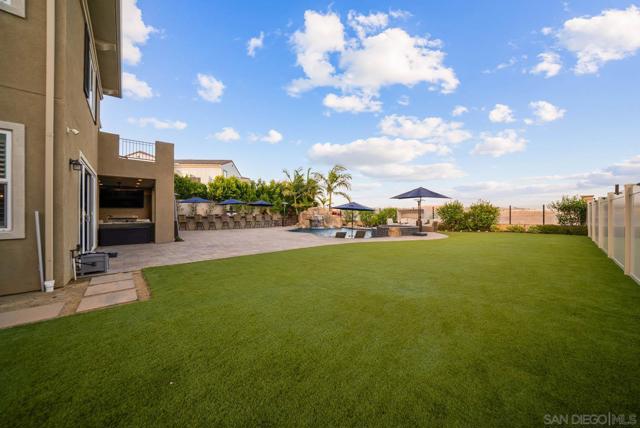 1715 Paterna Dr., Chula Vista CA: https://media.crmls.org/mediaz/4216e19d-c7c4-4416-b169-24ba5a9e3e51.jpg