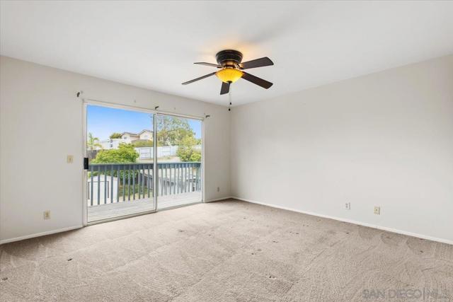 5356 Malcolm St, Oceanside CA: https://media.crmls.org/mediaz/4217a362-0b8c-494f-a460-7fdac6a77b14.jpg