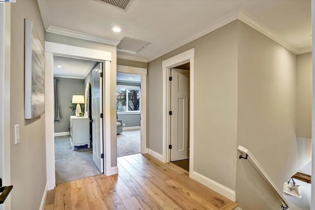 27 Serene Ct, Danville CA: https://media.crmls.org/mediaz/4217b2c1-fb69-4a0a-8331-333770211afd.jpg
